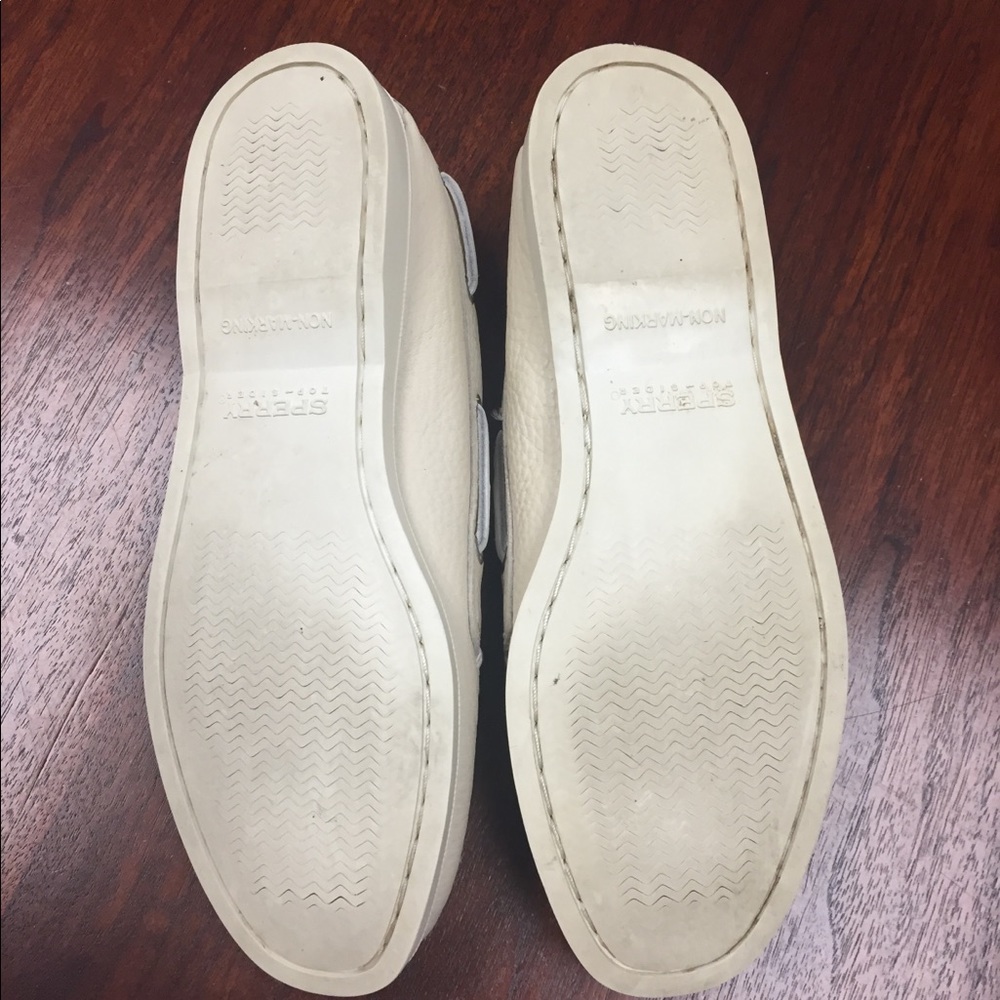 Sperry Top-Siders W 7.5 Cream Gently Used - Picture 4 of 6